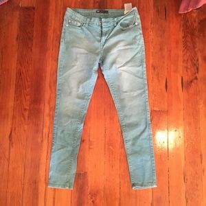 Donated to Eaton Fire Evacuees- Levi's Aqua Skinny Jeans Leggings W 32 L 30